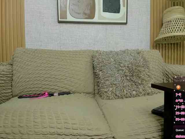 Kitty-wild-19 webcam