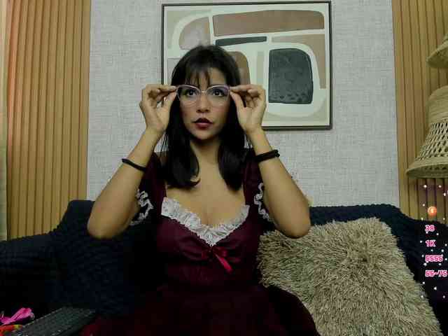 Kitty-wild-19 webcam