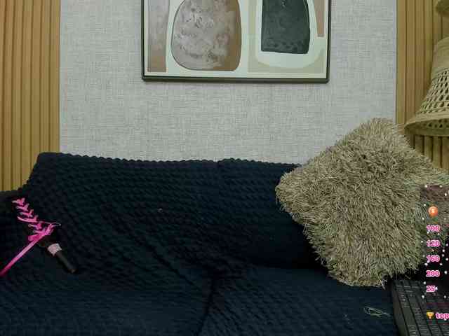 Kitty-wild-19 webcam