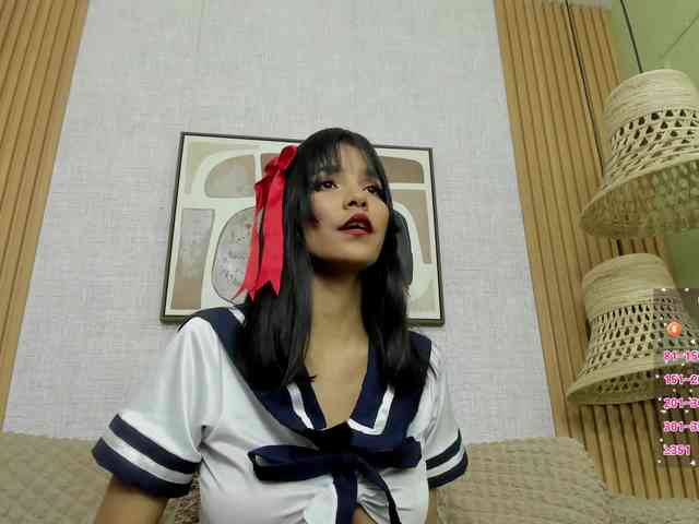 Kitty-wild-19 webcam