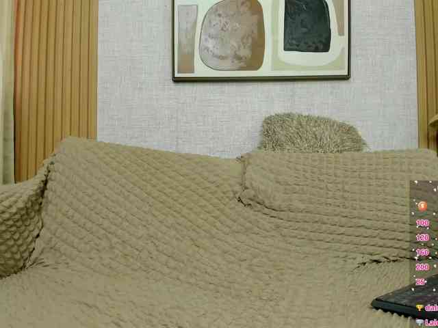 Kitty-wild-19 webcam