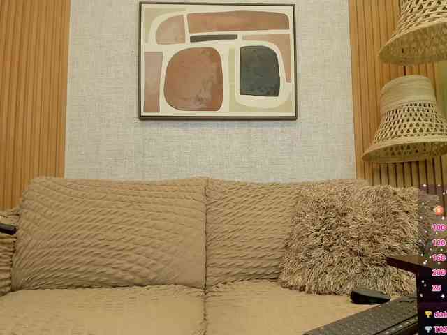 Kitty-wild-19 webcam