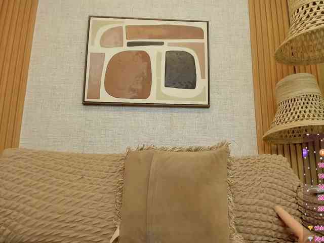 Kitty-wild-19 webcam