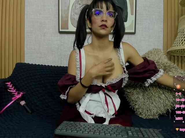 Kitty-wild-19 webcam