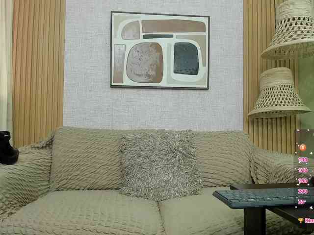 Kitty-wild-19 webcam