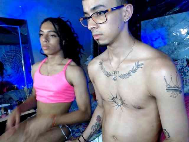 couple-cute-12 Live Webcam on BongaCams