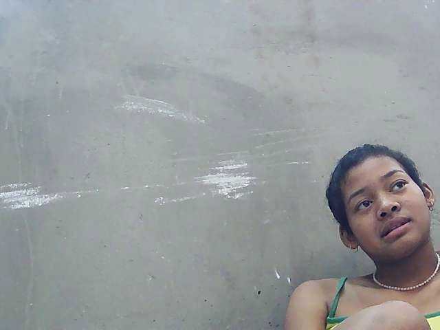 le modèle Titounea est en webcam porno dans un show sur le site bongacams, il possède les tags suivants: White/Caucasian,Brunette,Trimmed