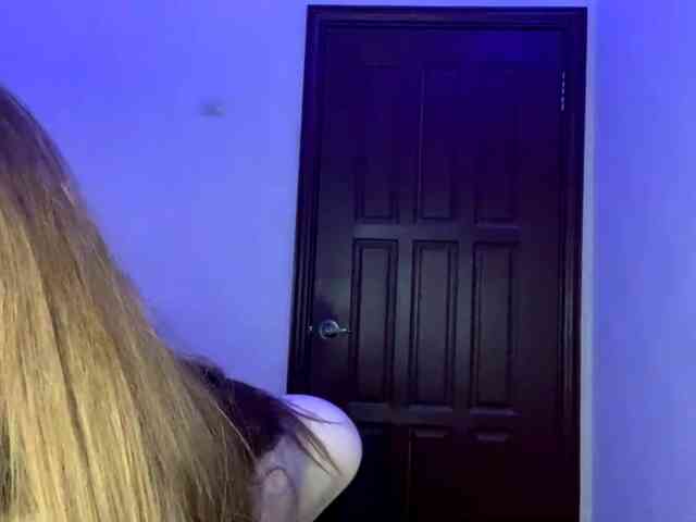 JosefineShears webcam