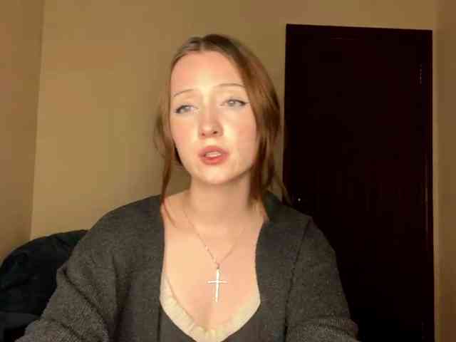 JosefineShears webcam