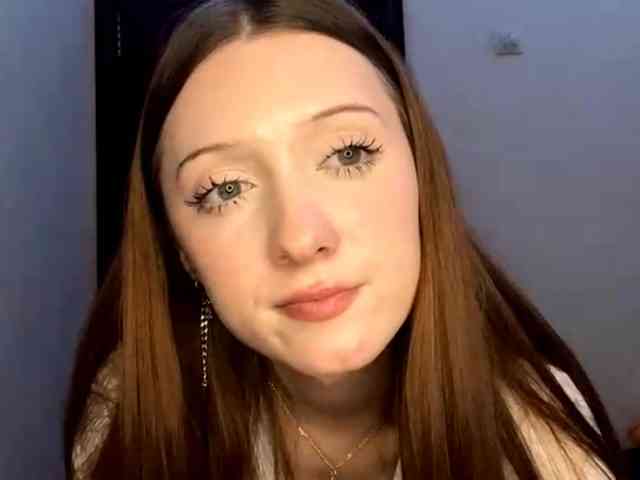 JosefineShears webcam