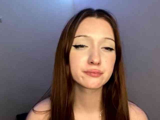 JosefineShears webcam