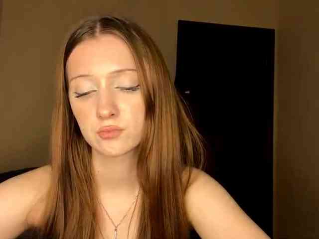 JosefineShears webcam