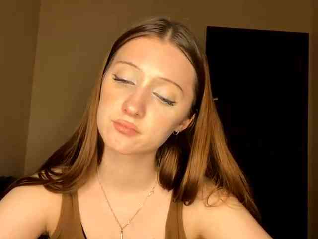 JosefineShears webcam