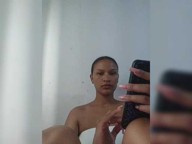 Dualove's BongaCams show and profile