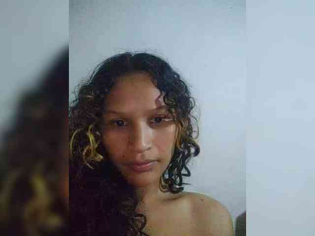 Dualove Live Webcam on BongaCams