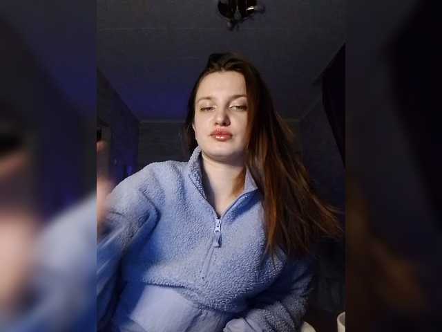 ksenimooo Live Cam on BongaCams