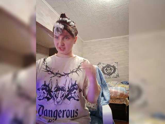 ksenimooo's BongaCams show and profile