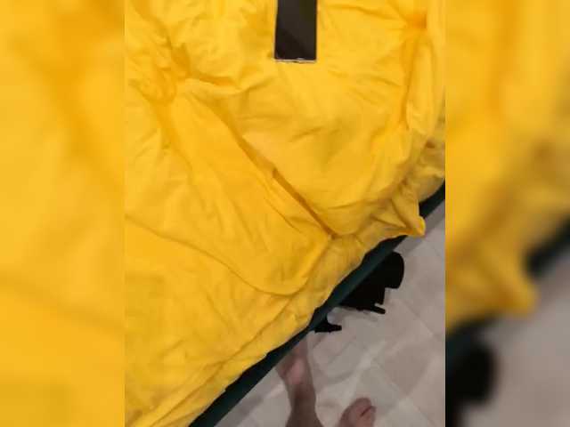 Nelonia broadcasting live