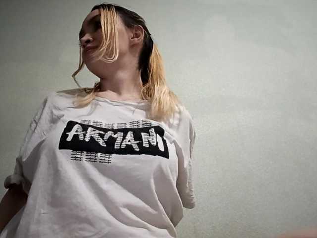 RebeccaCamferdam's BongaCams show and profile