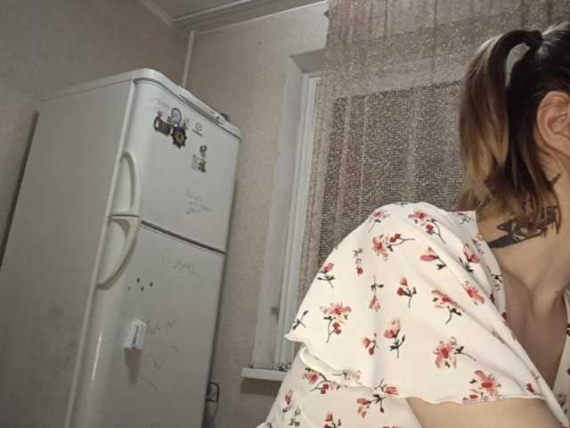 RebeccaCamferdam's BongaCams show and profile