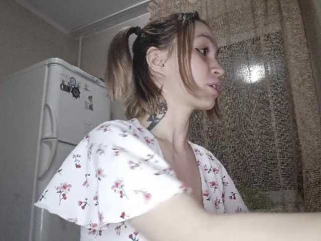 RebeccaCamferdam's BongaCams show and profile