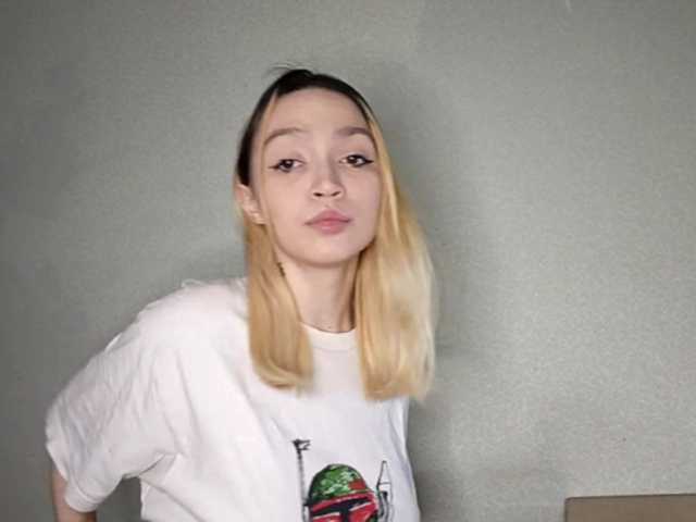 RebeccaCamferdam's BongaCams show and profile