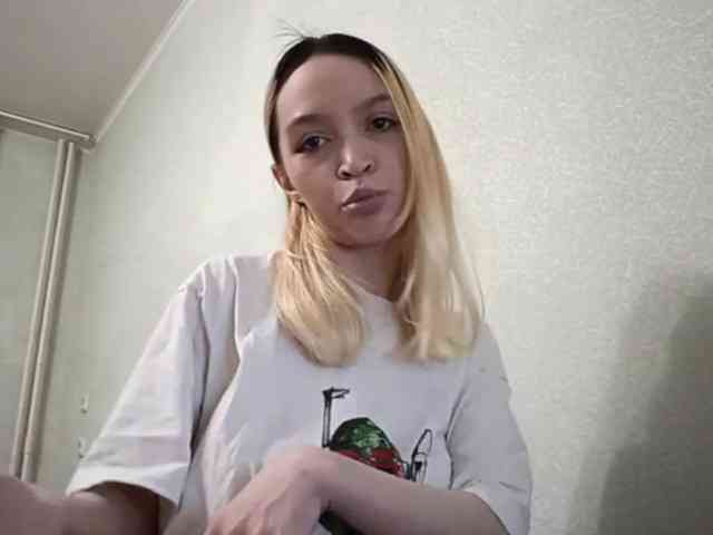 EliskaLovely webcam