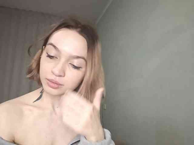 EliskaLovely webcam