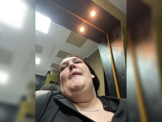 Layla-6ex – webcam model profile photo