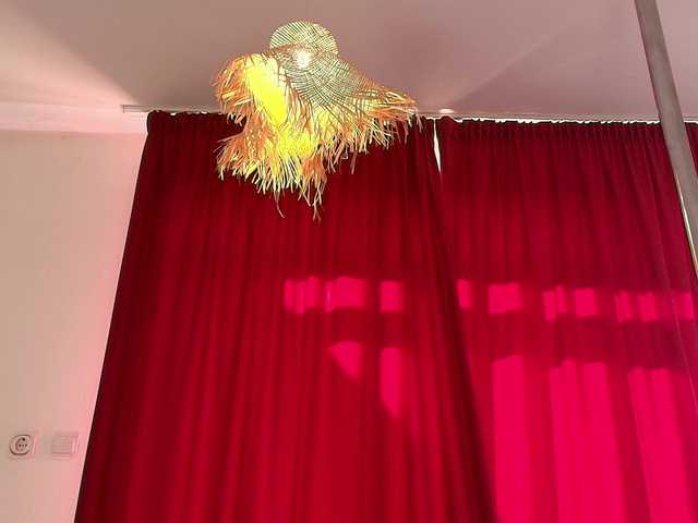 Angel-Kisss's BongaCams show and profile