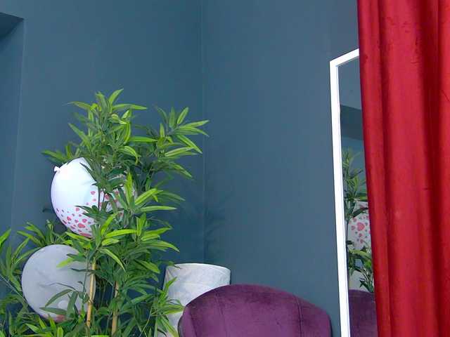 Angel-Kisss's BongaCams show and profile