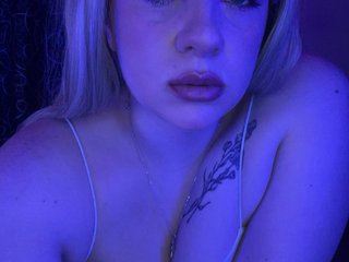 Avrora-min0 Porn Show