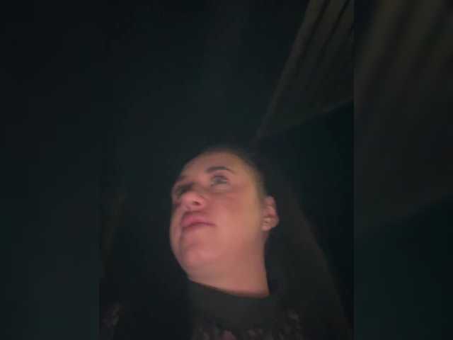 Tommi-Cherry show preview