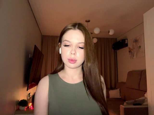 PinkClouds's BongaCams show and profile