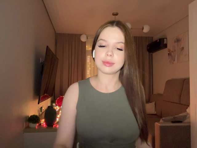 PinkClouds's BongaCams show and profile