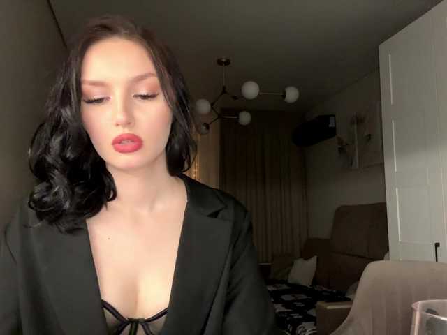 PinkClouds's BongaCams show and profile