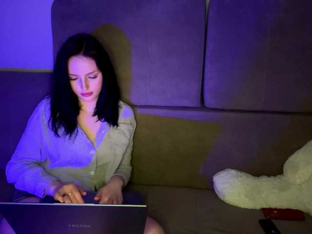 BongaCams PinkClouds is Freechat PinkClouds — Goal: make me wet @remainHi hi, Two new students