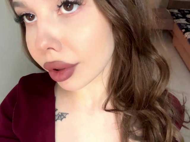 PinkClouds – webcam model profile photo