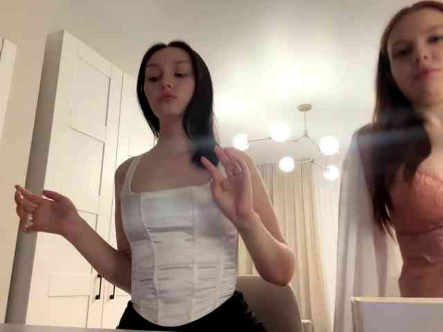 PinkClouds Live Webcam on BongaCams