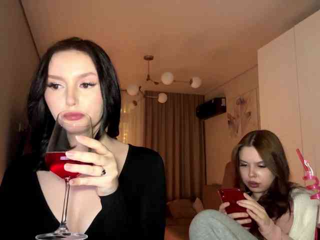 PinkClouds Live Webcam on BongaCams