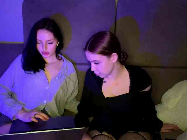 PinkClouds Live Webcam on BongaCams