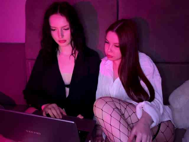 PinkClouds Live Webcam on BongaCams