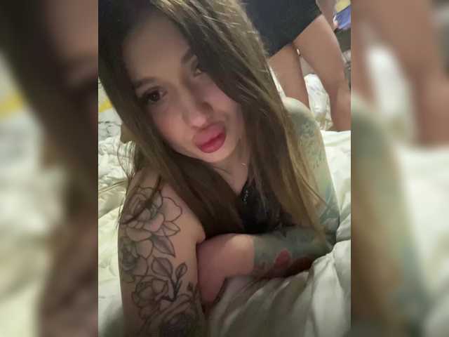 tipi777's BongaCams show and profile