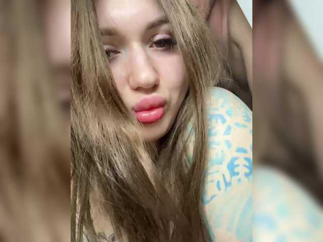 tipi777's BongaCams show and profile