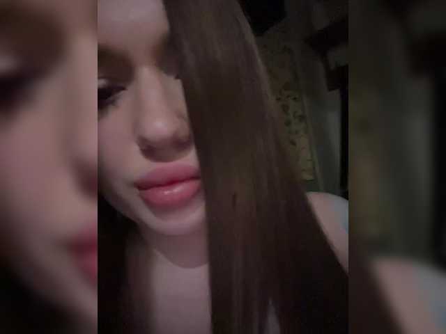 tipi777's BongaCams show and profile