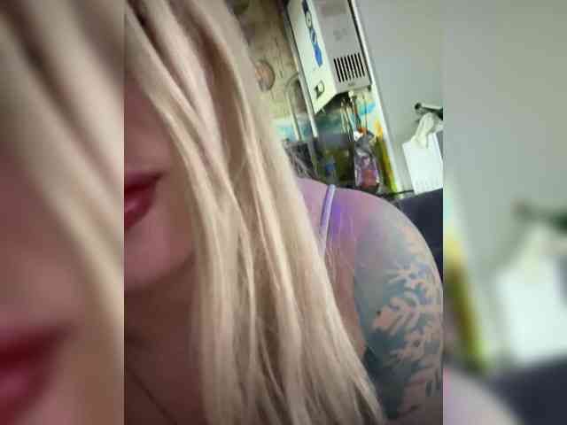 tipi777 Live Webcam on BongaCams