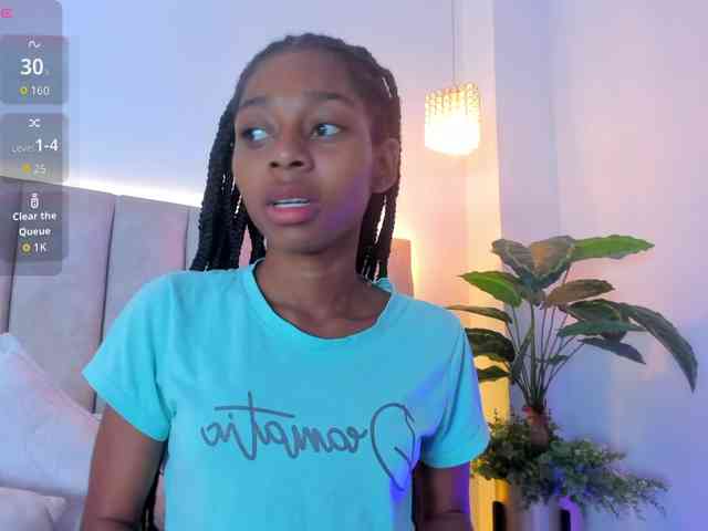 PixzyMartinez webcam