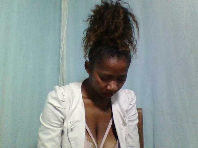 Reliane12 from BongaCams is Freechat