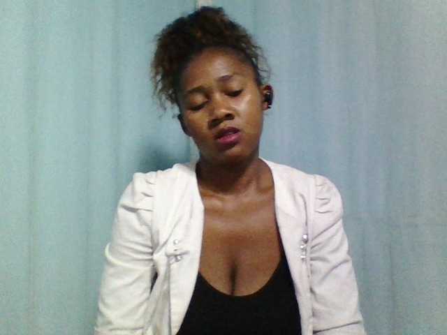 Reliane12 — Freechat on BongaCams