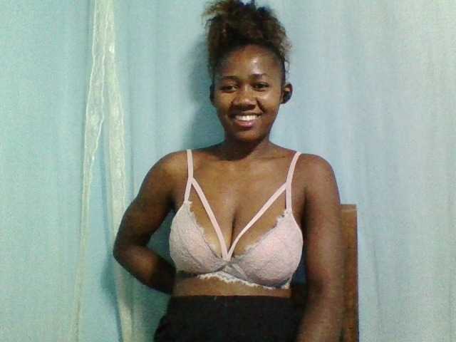 Reliane12 from BongaCams is Freechat